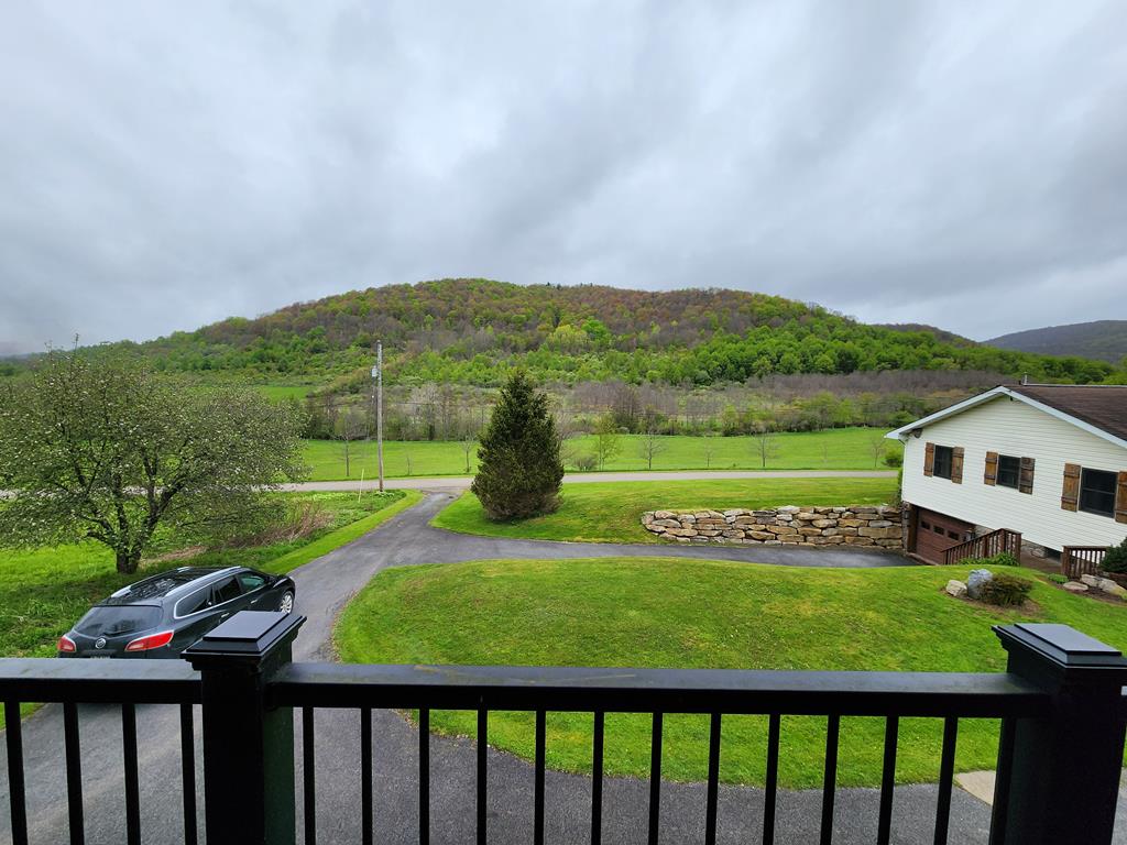 220 Hamilton Run Rd