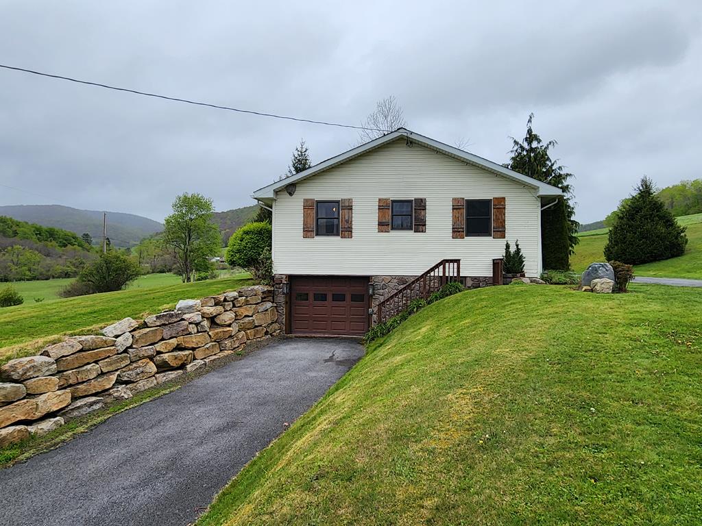 220 Hamilton Run Rd