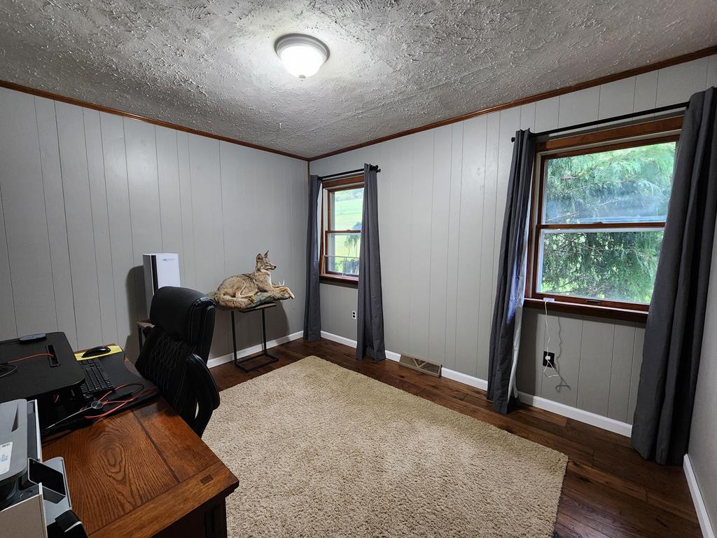 220 Hamilton Run Rd
