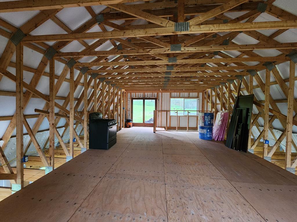 220 Hamilton Run Rd