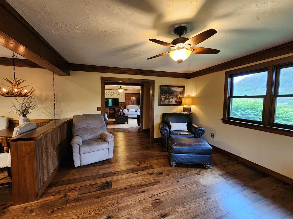 220 Hamilton Run Rd
