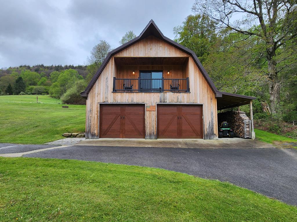 220 Hamilton Run Rd