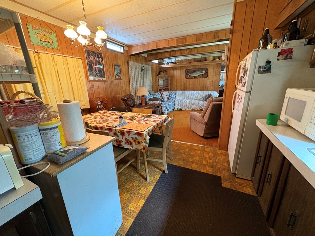 1648 Grover Hollow Rd