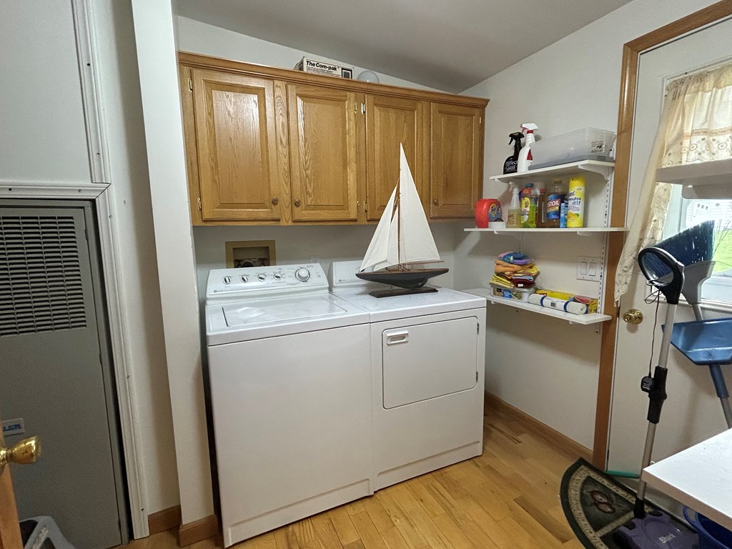 8 W Locust Street