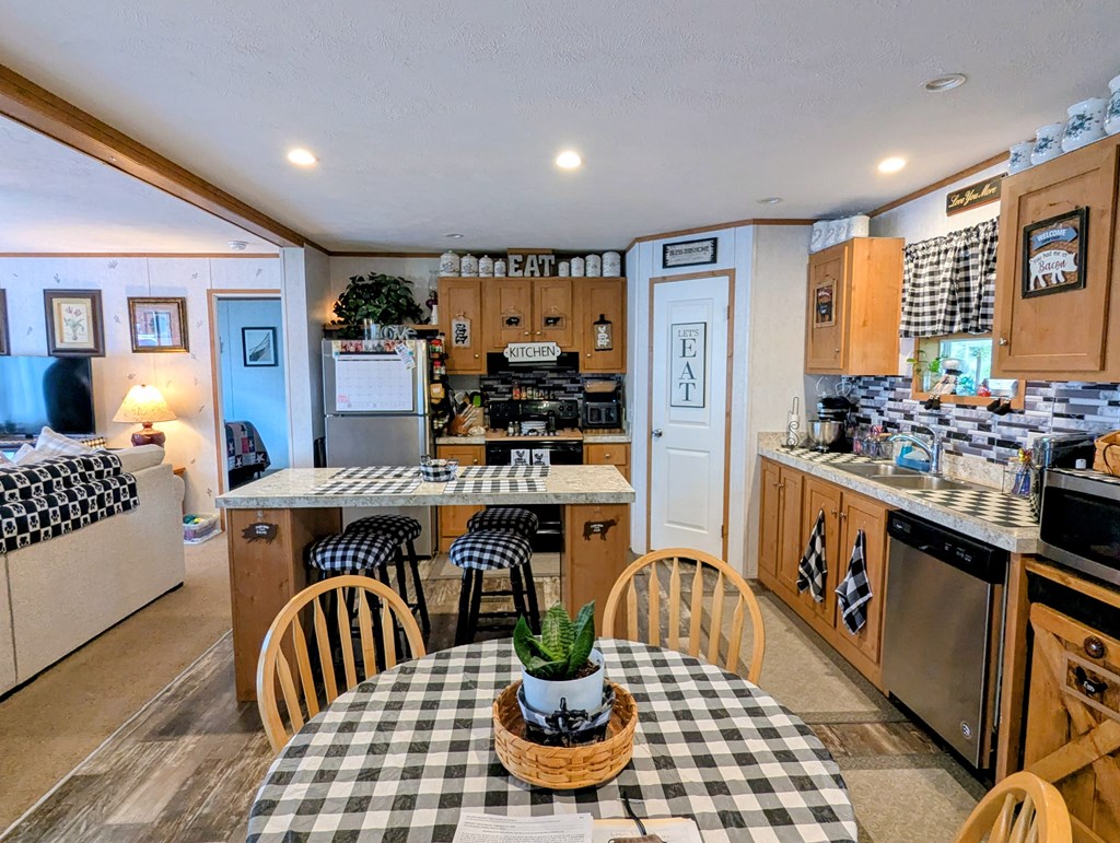 235 Ice Mine Rd