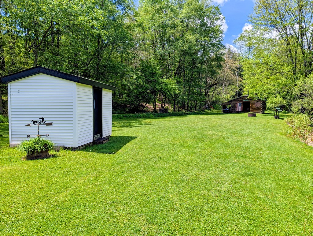 235 Ice Mine Rd