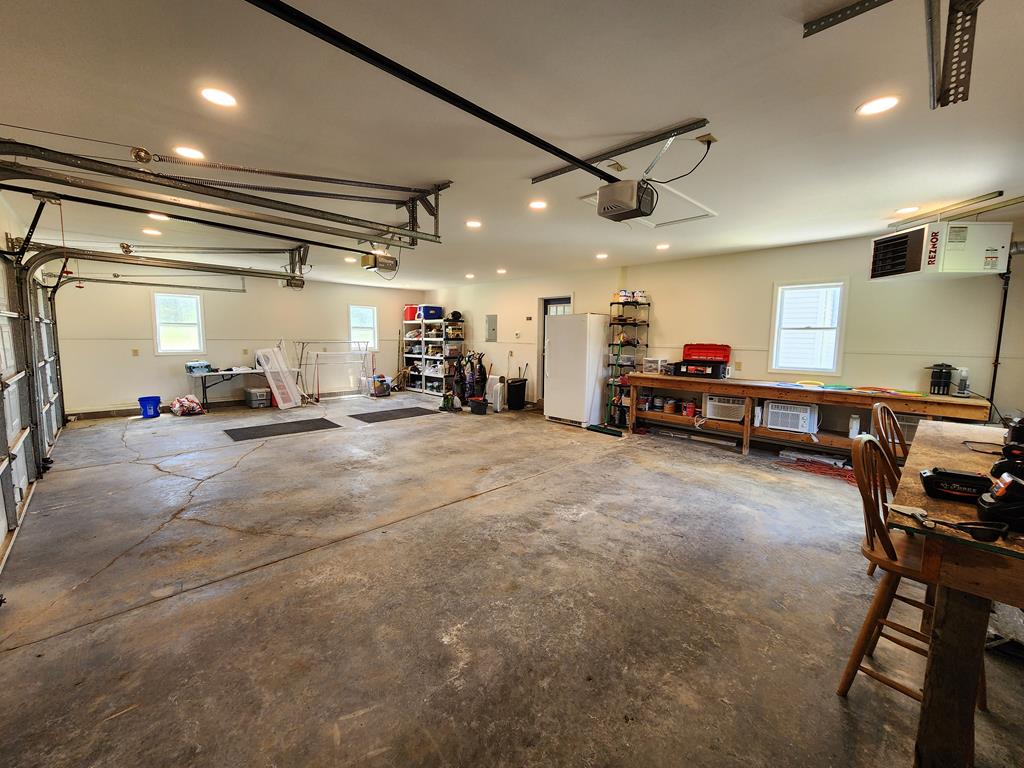 74 Snowman Rd