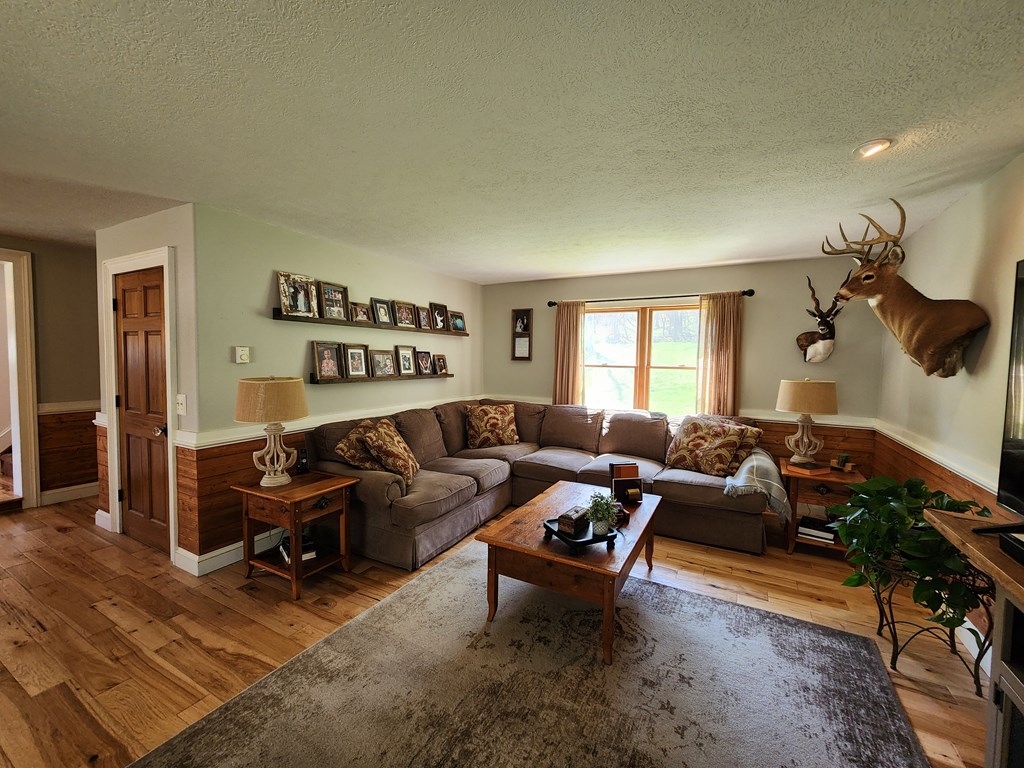 949 Streeterbrook Rd