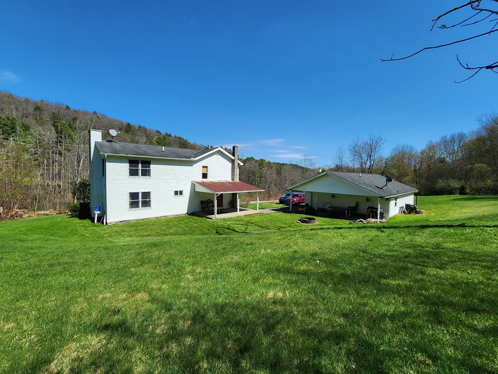 949 Streeterbrook Rd