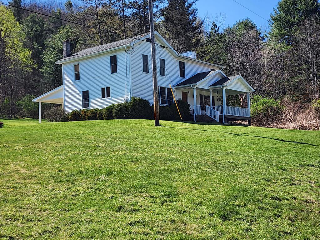 949 Streeterbrook Rd