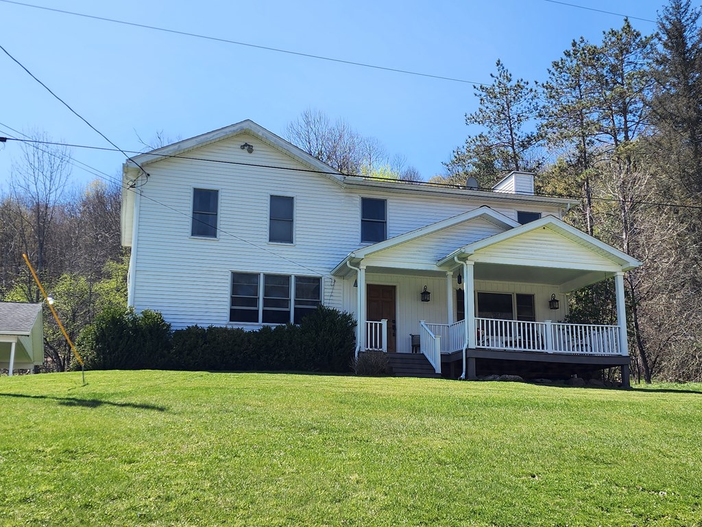 949 Streeterbrook Rd