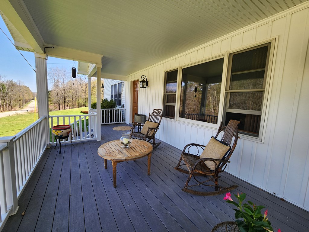 949 Streeterbrook Rd