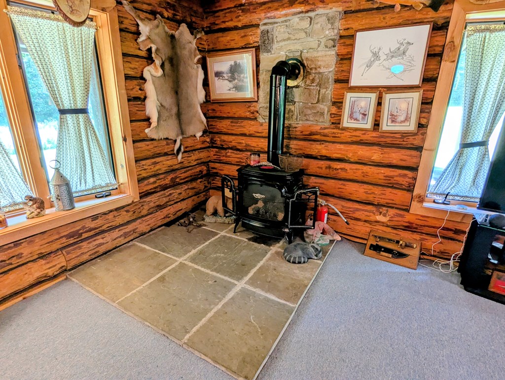 122 Raven Hill Rd