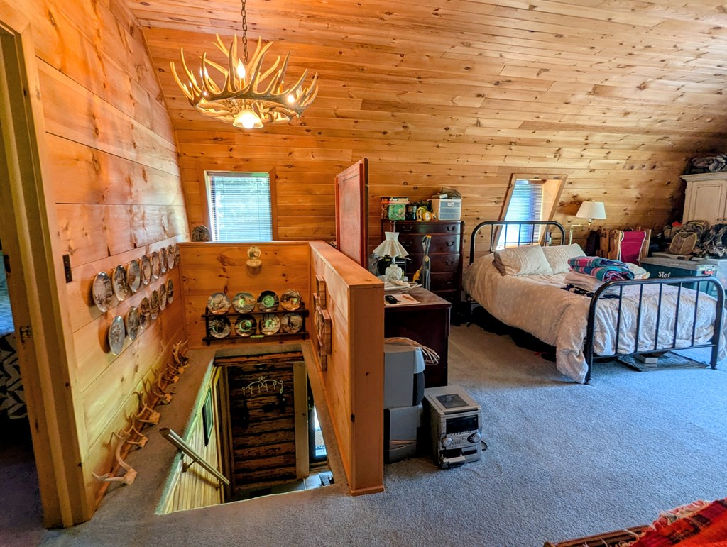 122 Raven Hill Rd