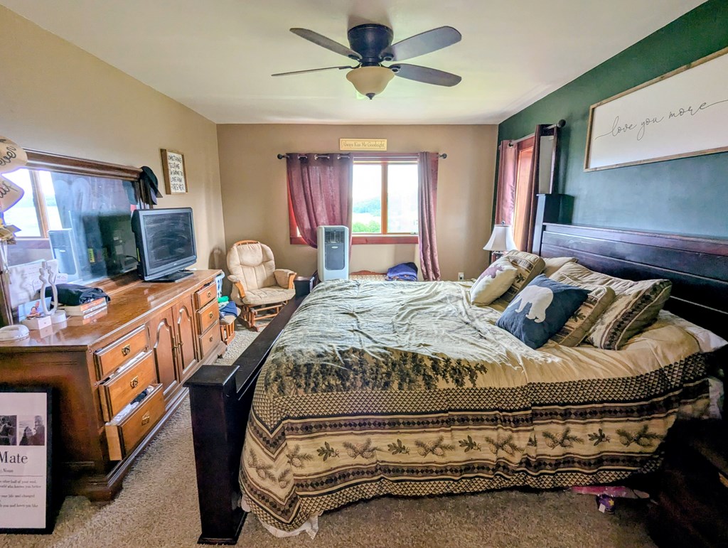 127 Gee Hill Road