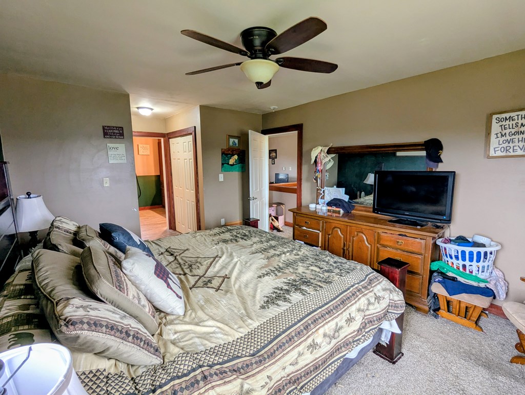 127 Gee Hill Road