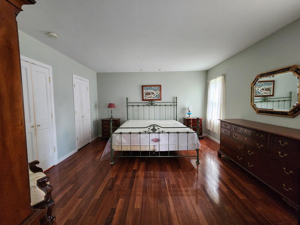 2055 Fox Hill Rd
