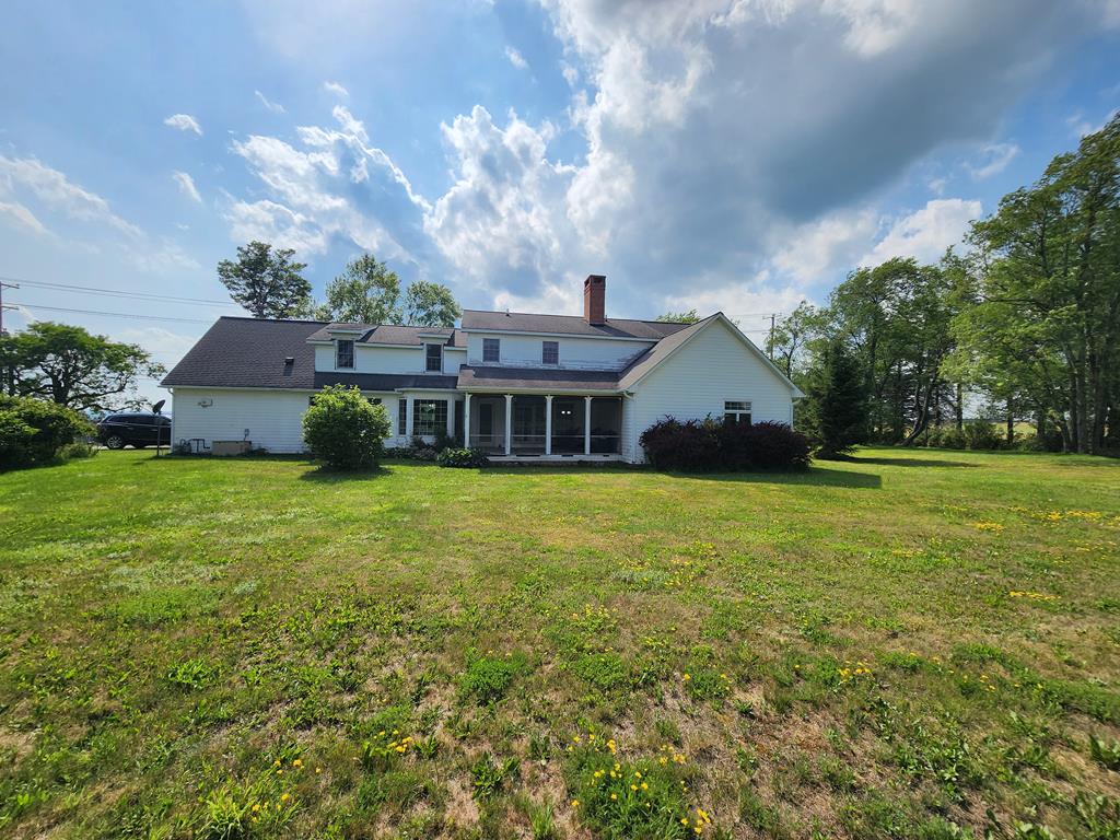 2055 Fox Hill Rd