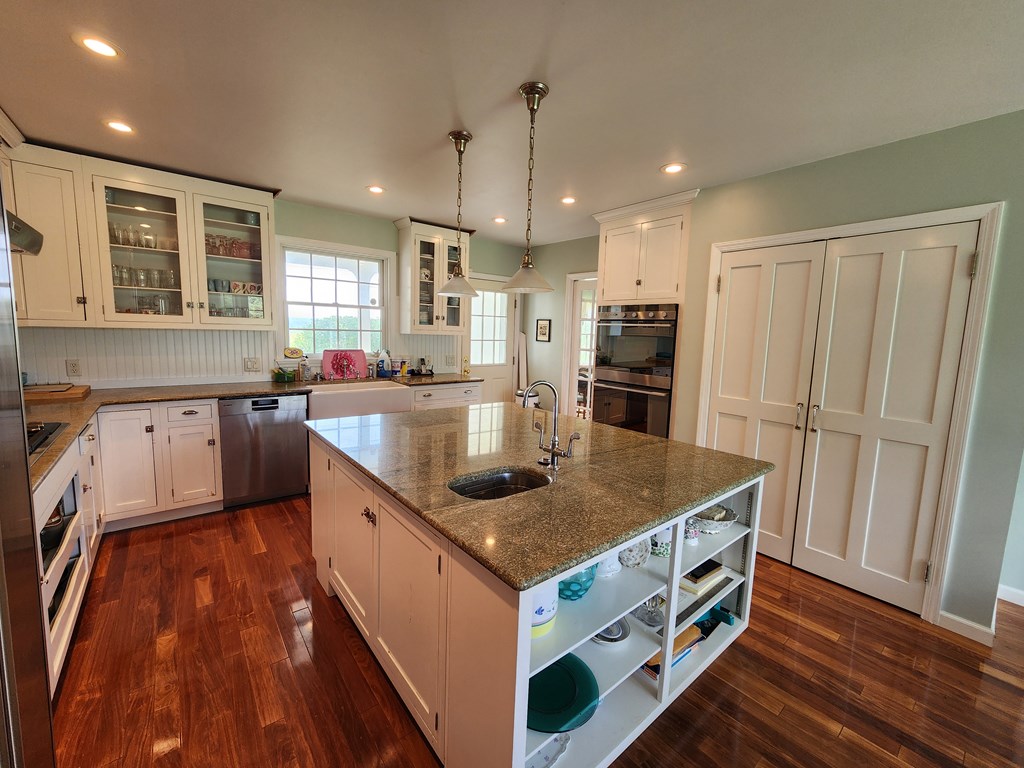 2055 Fox Hill Rd