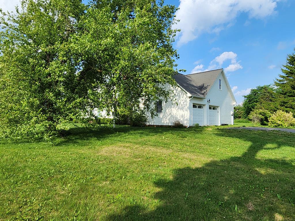 2055 Fox Hill Rd