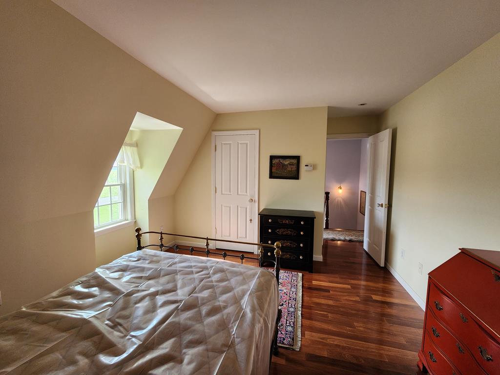2055 Fox Hill Rd