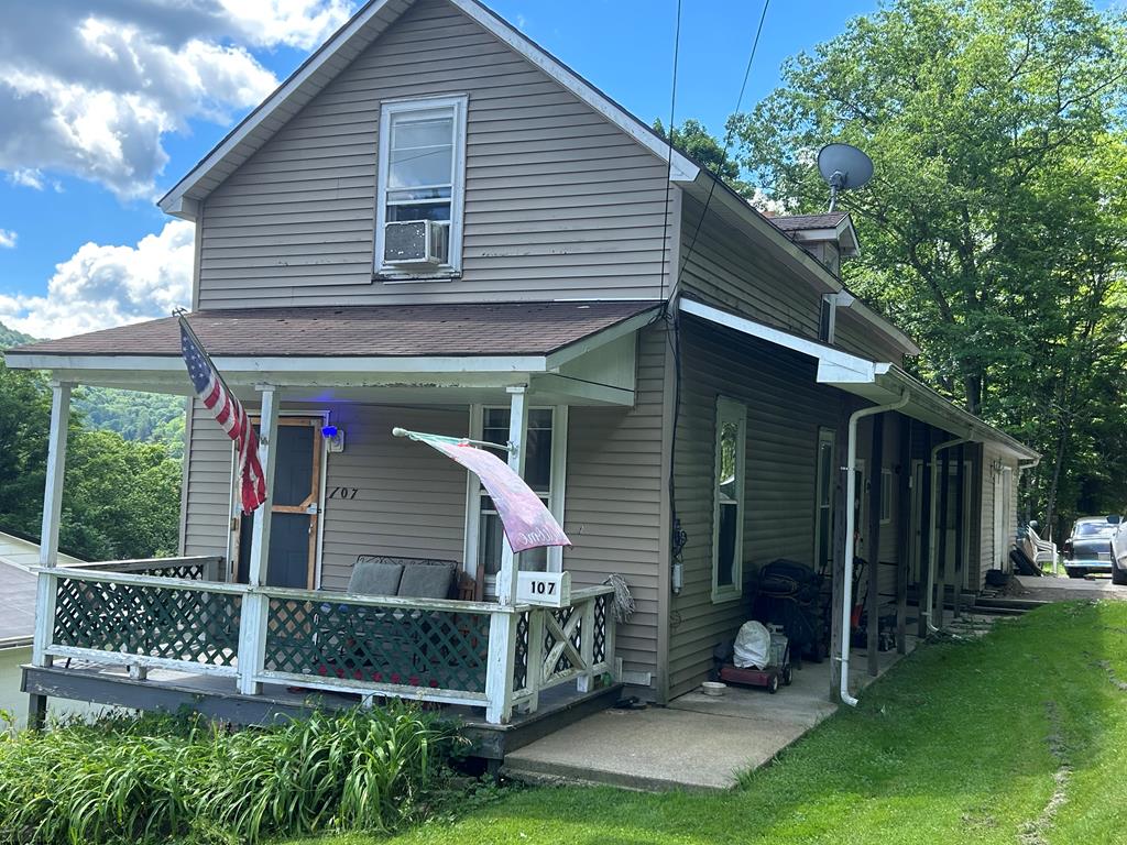 107 W Fourth Street