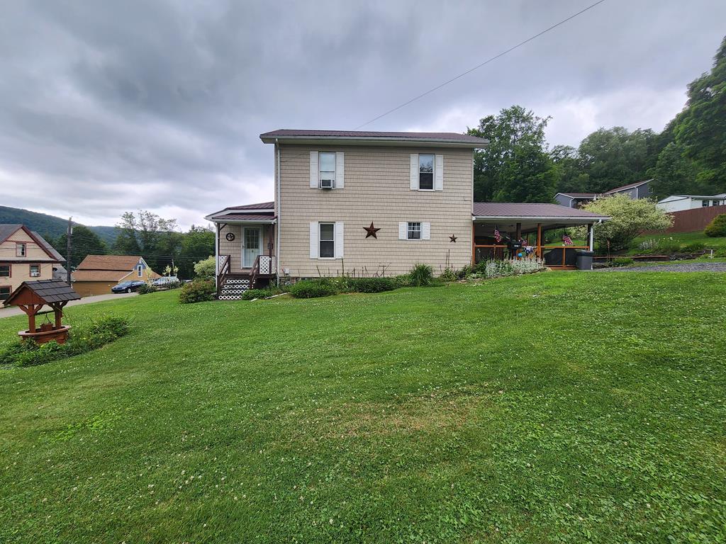 607 North West St