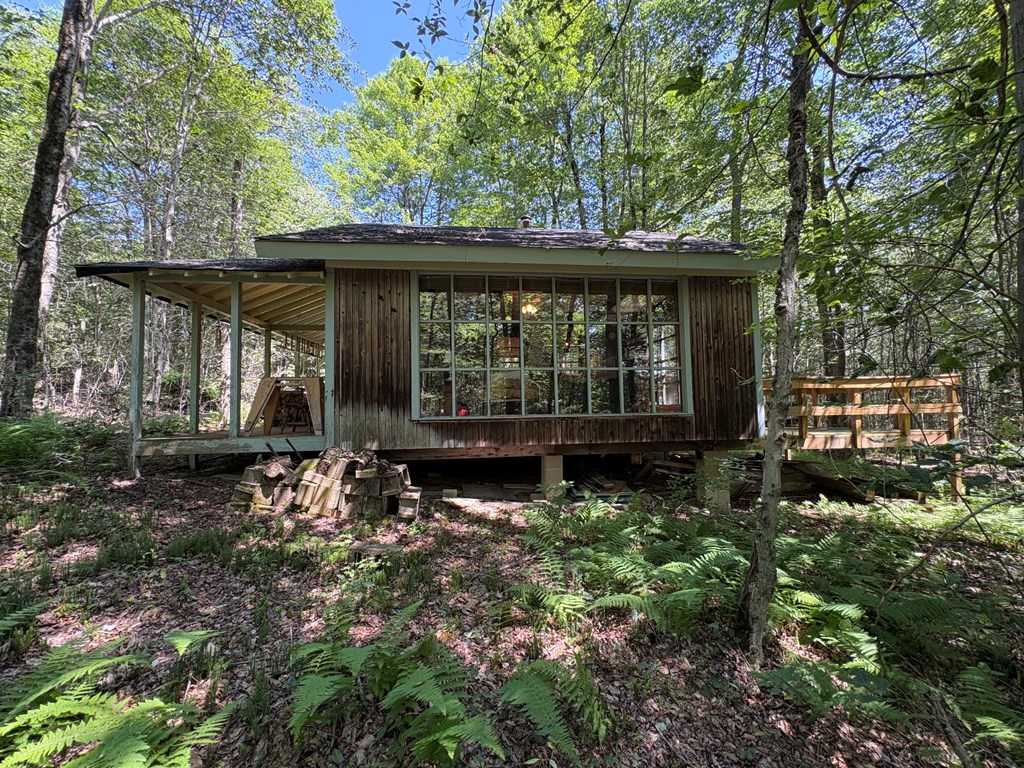 198 N. Baker Hollow Rd.