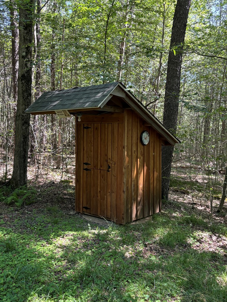 198 N. Baker Hollow Rd.