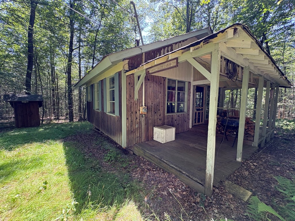 198 N. Baker Hollow Rd.