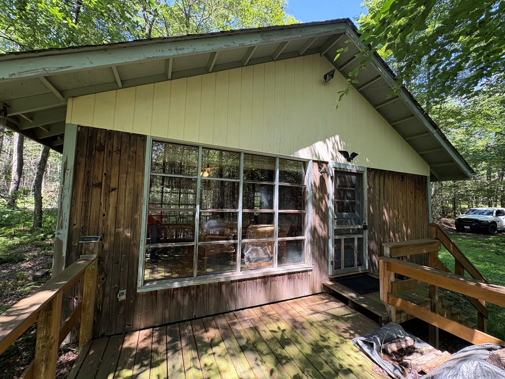 198 N. Baker Hollow Rd.
