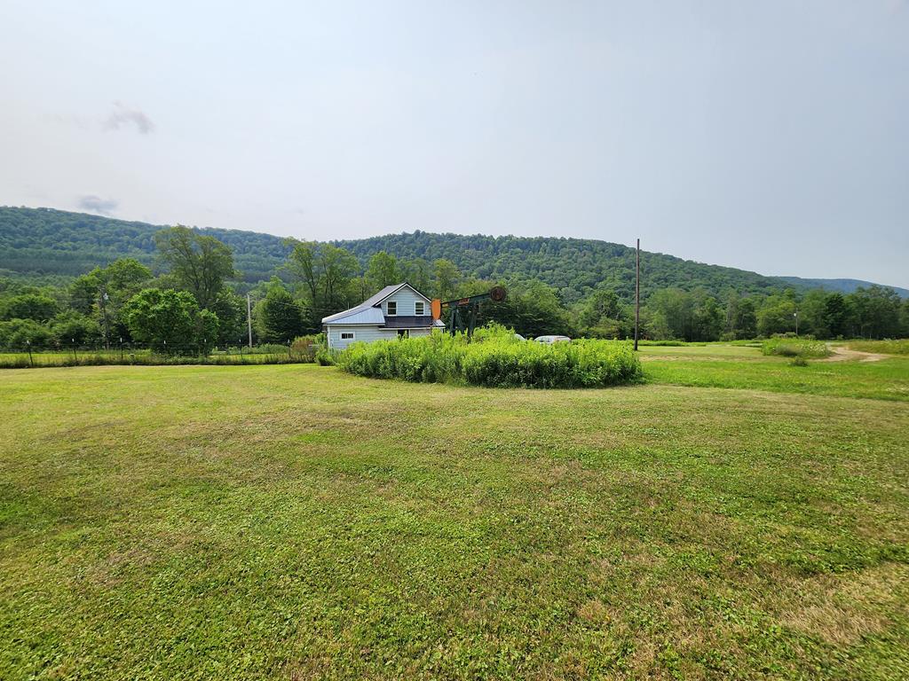 1639 Eleven Mile Rd