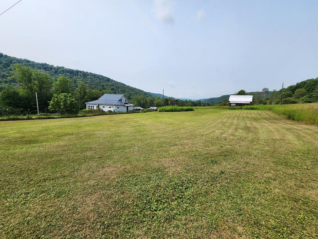 1639 Eleven Mile Rd