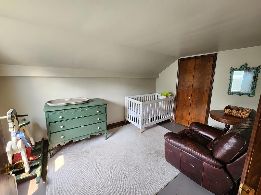 1639 Eleven Mile Rd