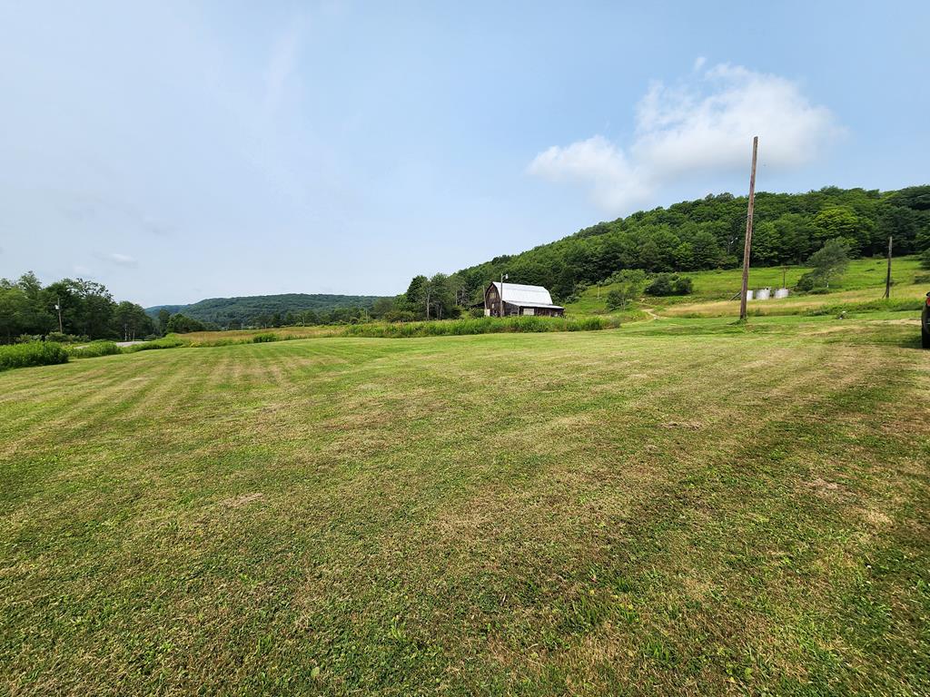 1639 Eleven Mile Rd