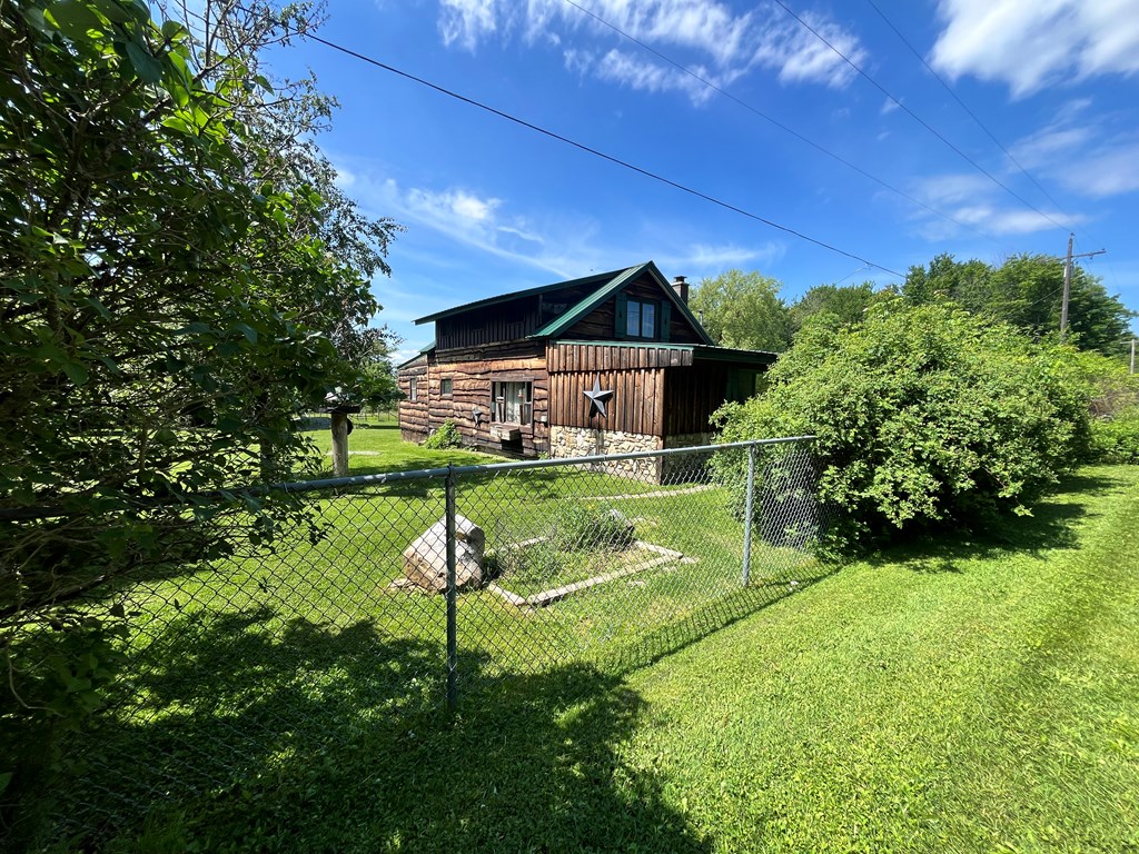 882 Alma Hill Road