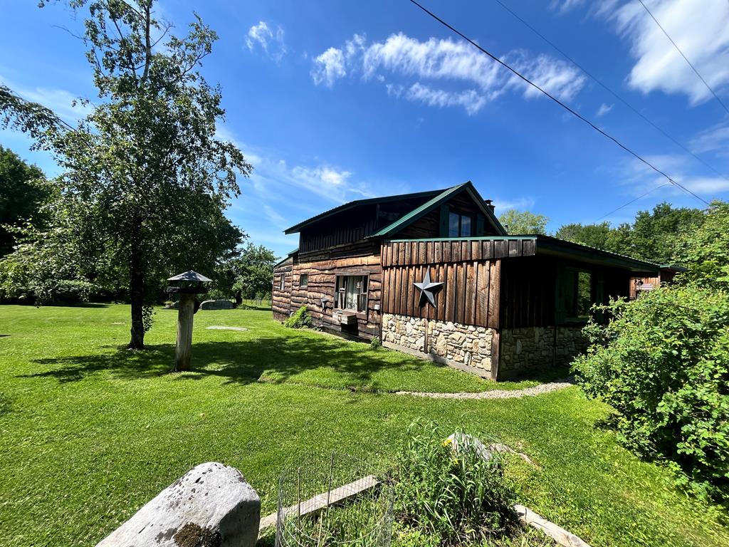 882 Alma Hill Road