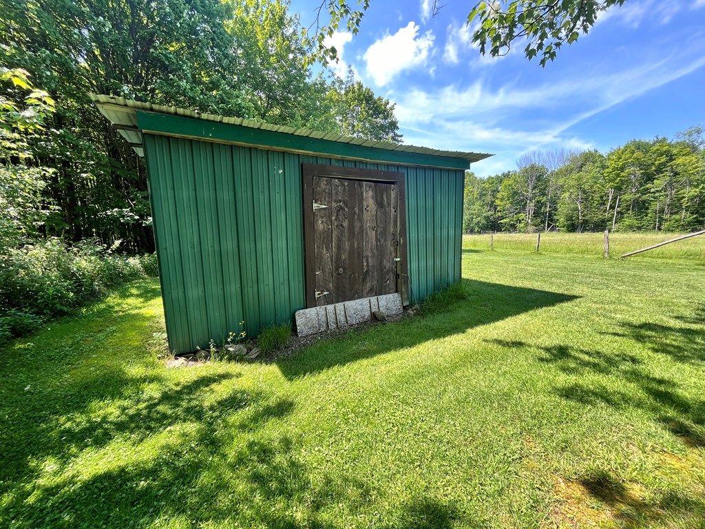 882 Alma Hill Road