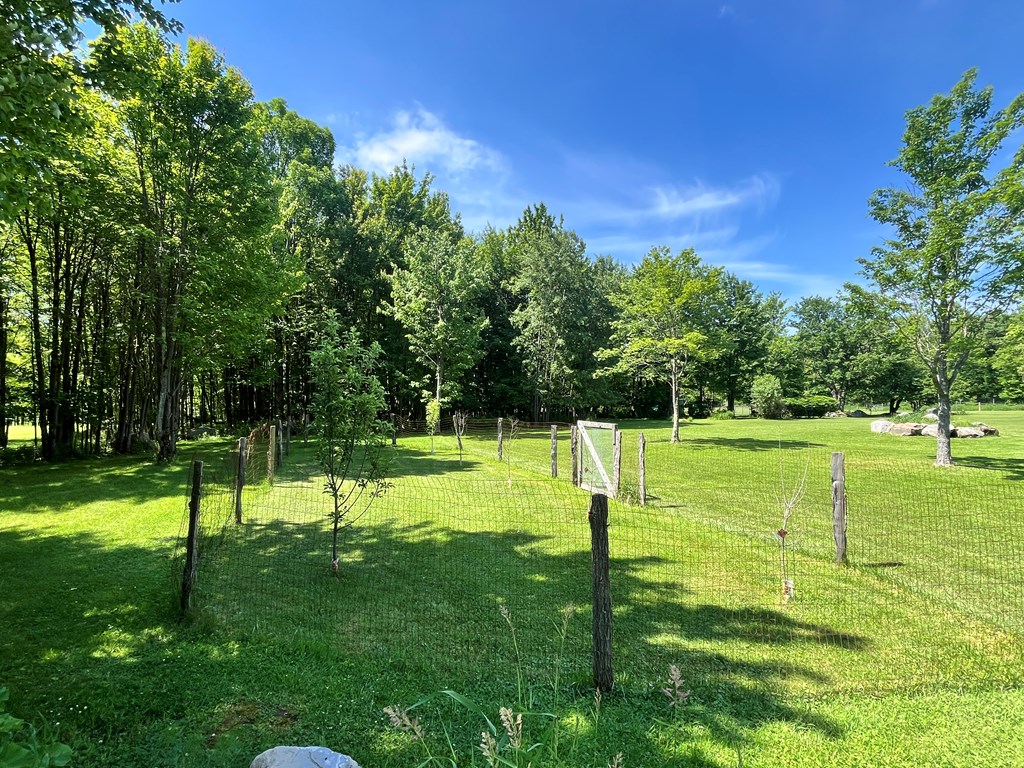 882 Alma Hill Road