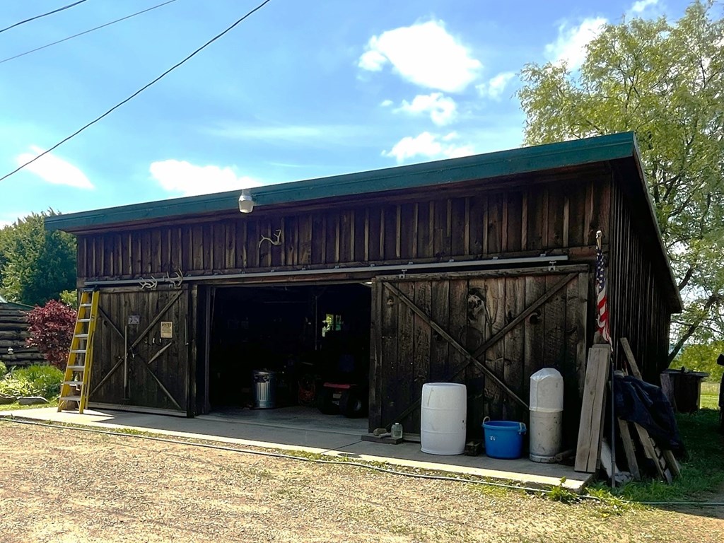 882 Alma Hill Road