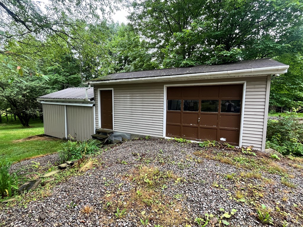 2955 Genesee Mills Road
