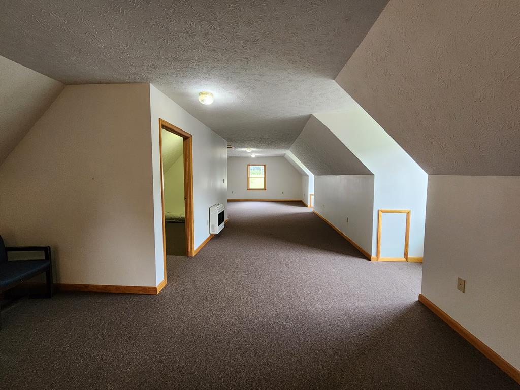11 Eighth St