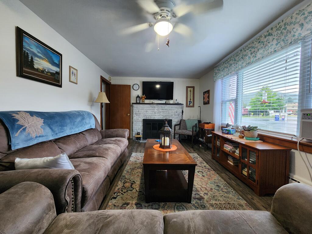 304 S West