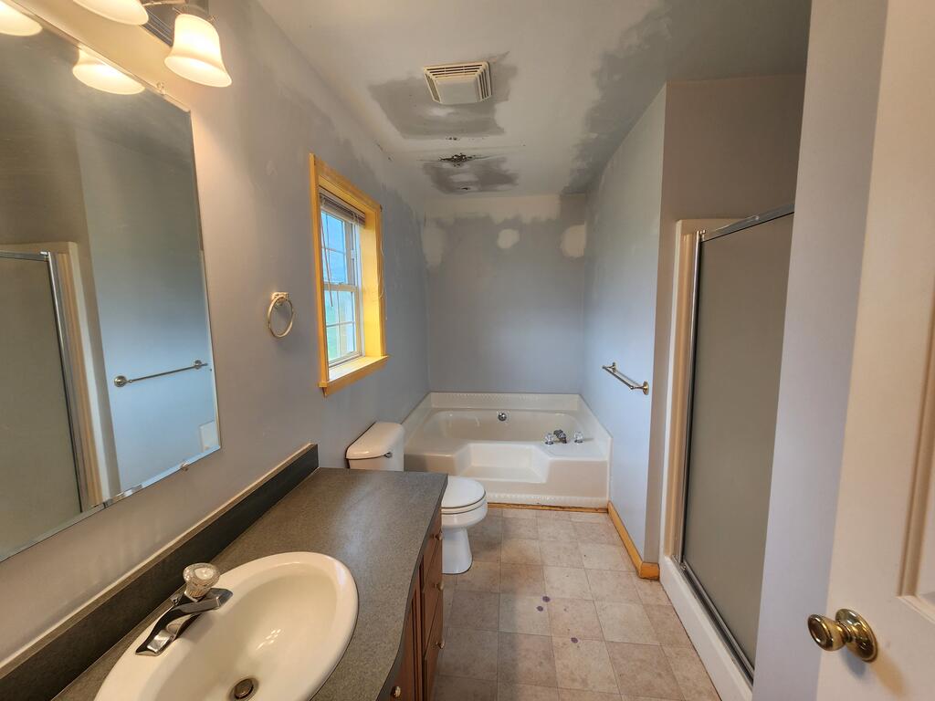 104 Oak Lane