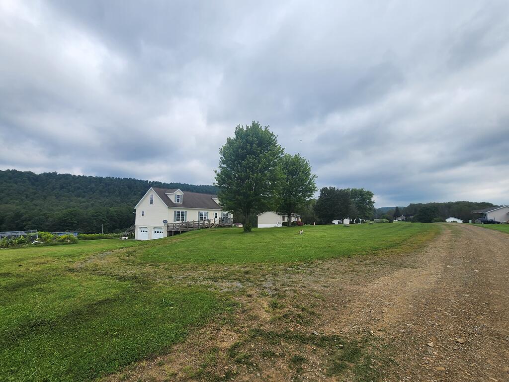 104 Oak Lane