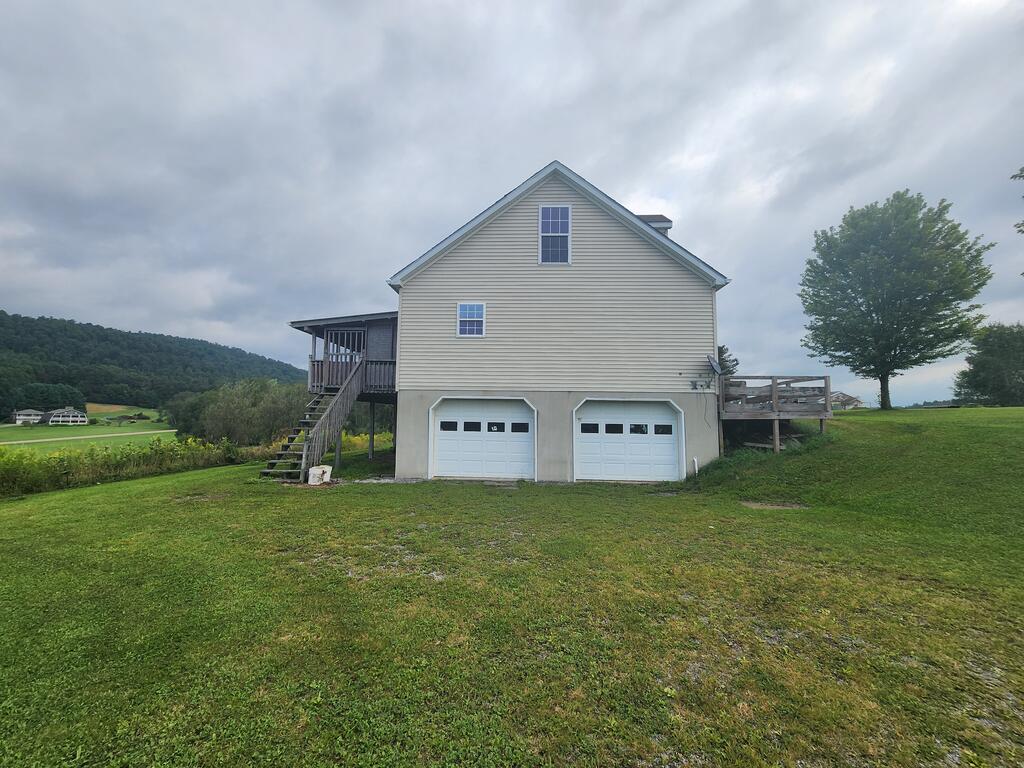 104 Oak Lane
