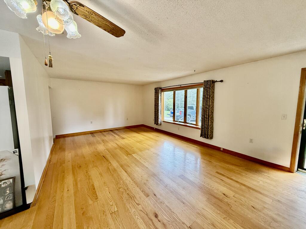 11 Lefever Drive