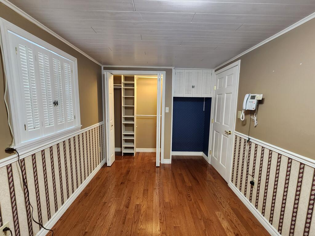 26 Jenkins Hill West