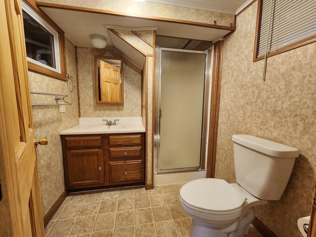 26 Jenkins Hill West