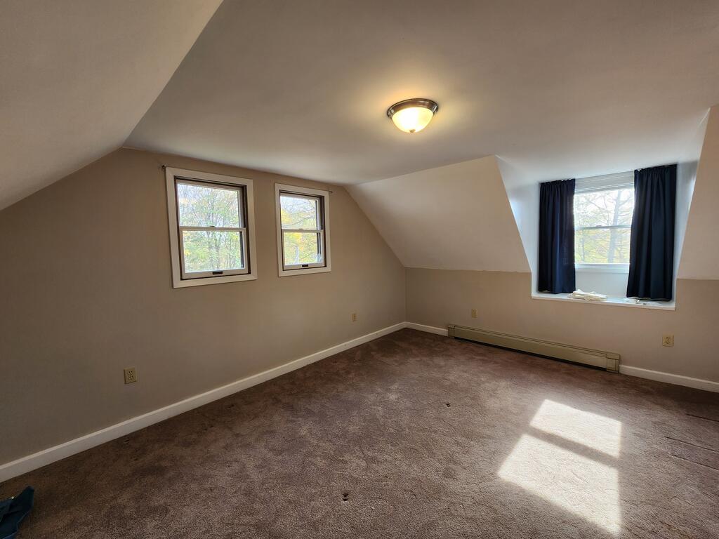 26 Jenkins Hill West